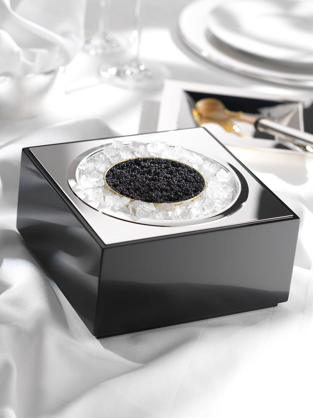 Caviarbox "Blackline" (90g silverplated)
