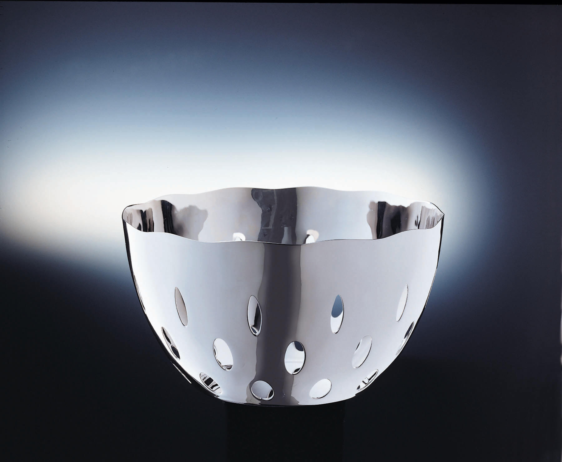 Bowl, perforated 15 cm (925 Sterling Silver)
